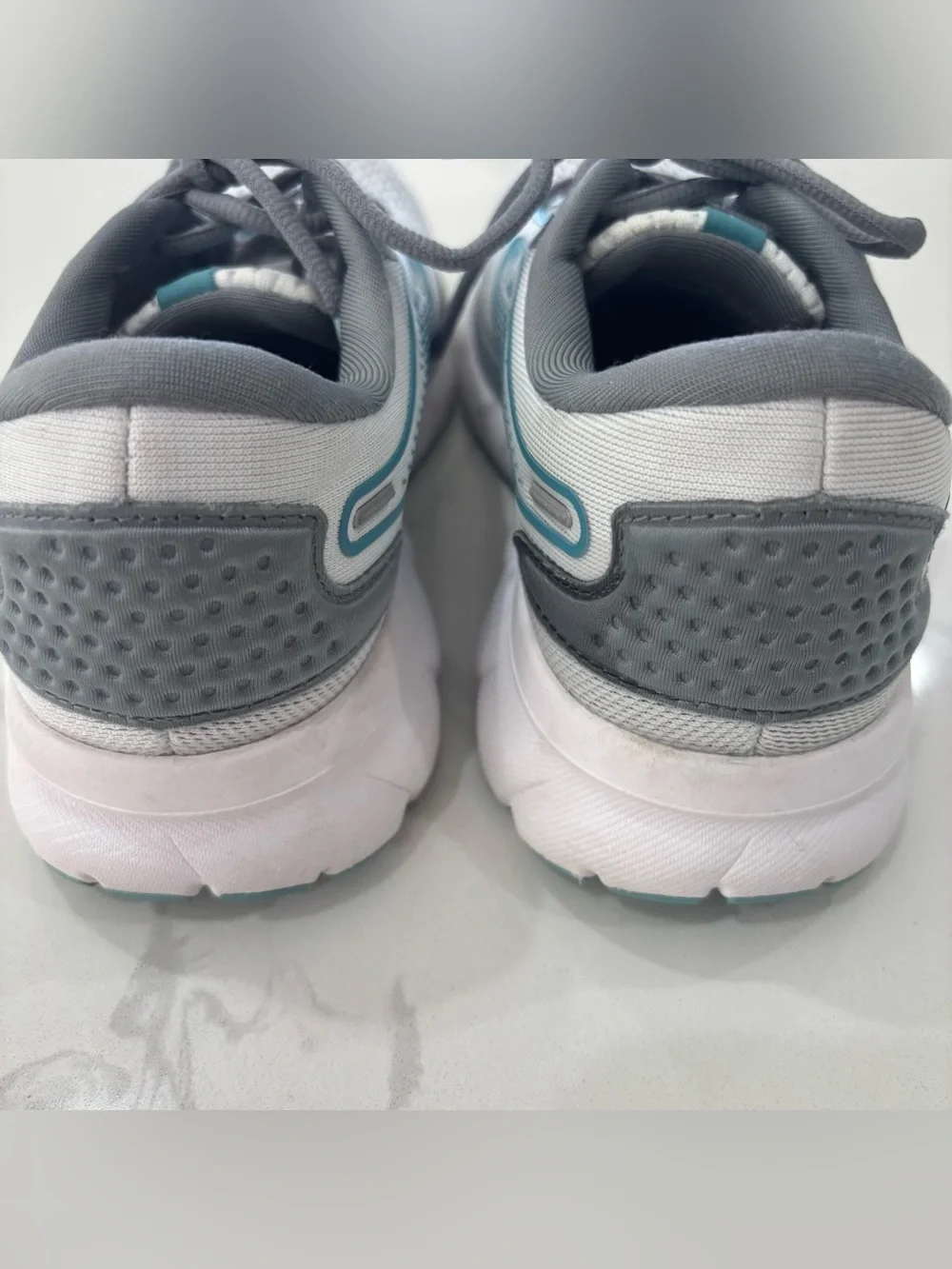 Brooks Trace 2 Women’s Running Athletic Shoes 8 - Picture 6 of 9
